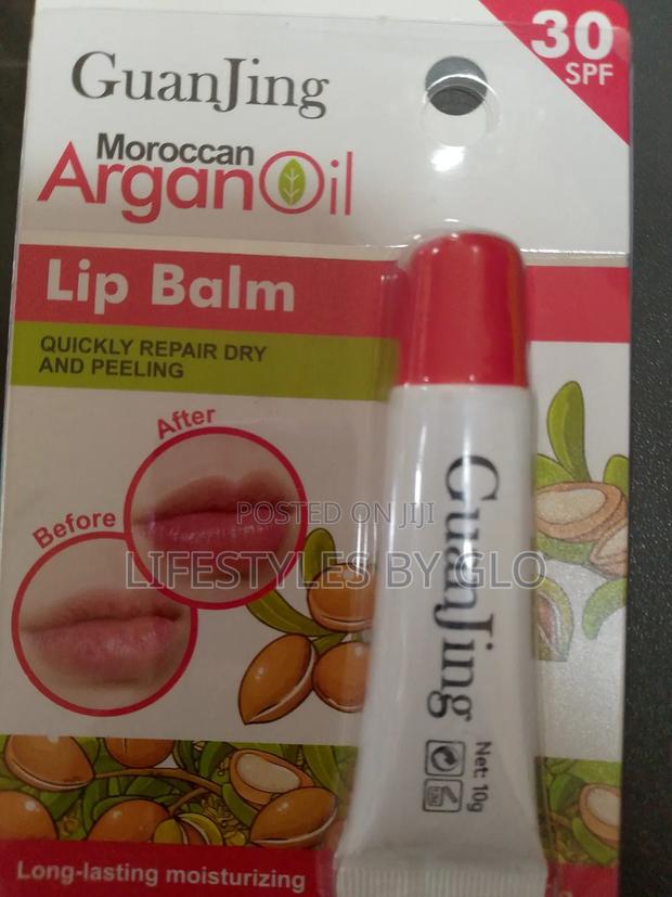 Moroccan Argan Oil Lip Balm SPF30 · Photo 2
