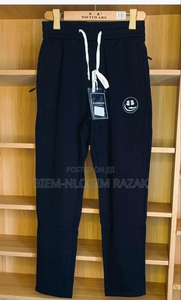 Original Nike Free Leg Joggers Available in Stock