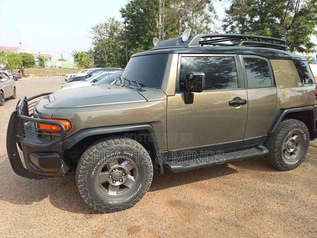 Toyota FJ Cruiser Base 4x4 2008 Green photo 9