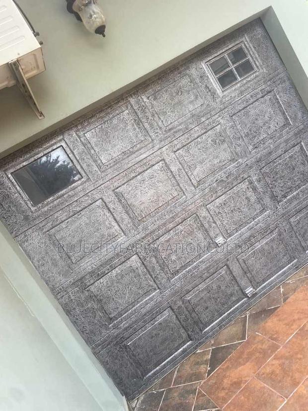 Gray Coated Fanlight Automatic Garage Door 9ft X 8ft