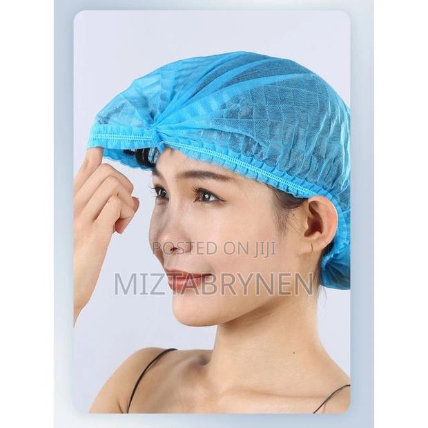 100 Disposable Non-woven Hairnets - Blue photo 3