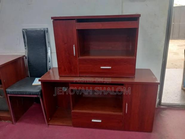 Office Desk Available for Sale · Photo 2