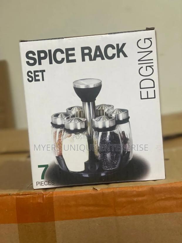 Rotating 7pcs Spice Jar · Photo 2