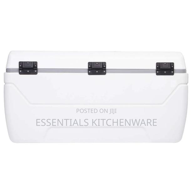 Igloo Ice Chest · Photo 2