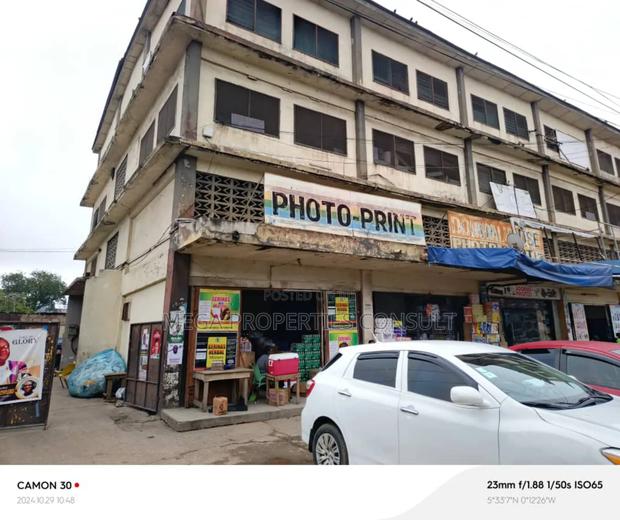 Commercial Property for Sale in Accra Tudu · Photo 2