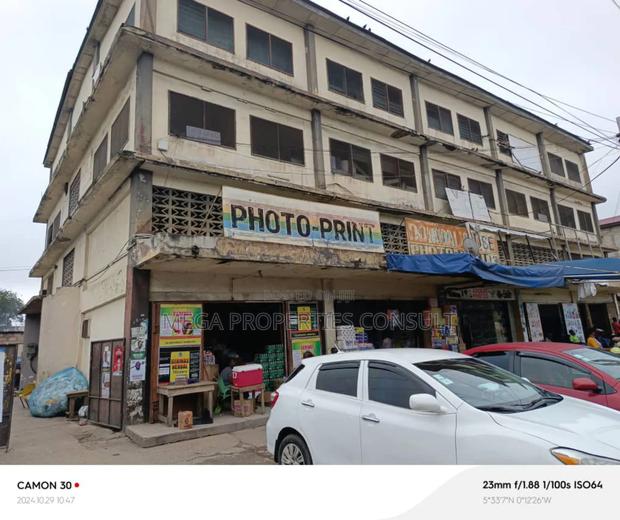 Commercial Property for Sale in Accra Tudu · Photo 3