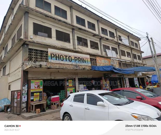 Commercial Property for Sale in Accra Tudu · Photo 4