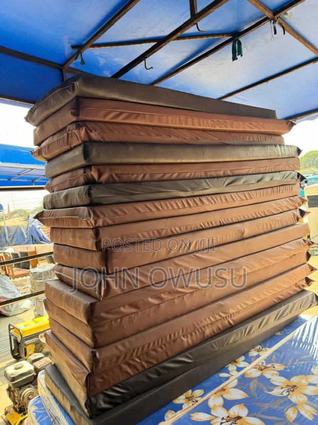 Student Mattress for Sale · Photo 2