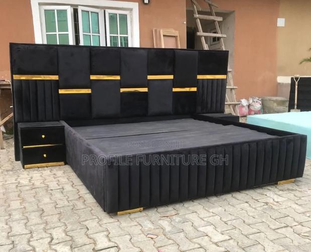 Black Executive Queen Size With Two Size Drawers · Photo 1