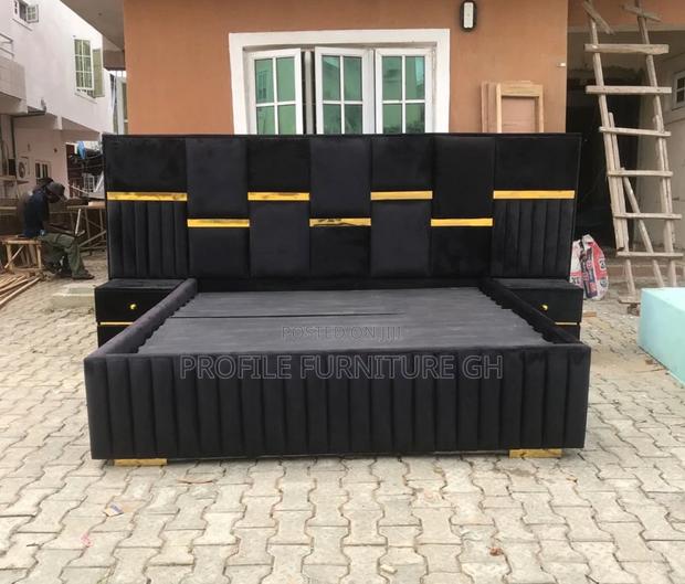 Black Executive Queen Size With Two Size Drawers · Photo 2