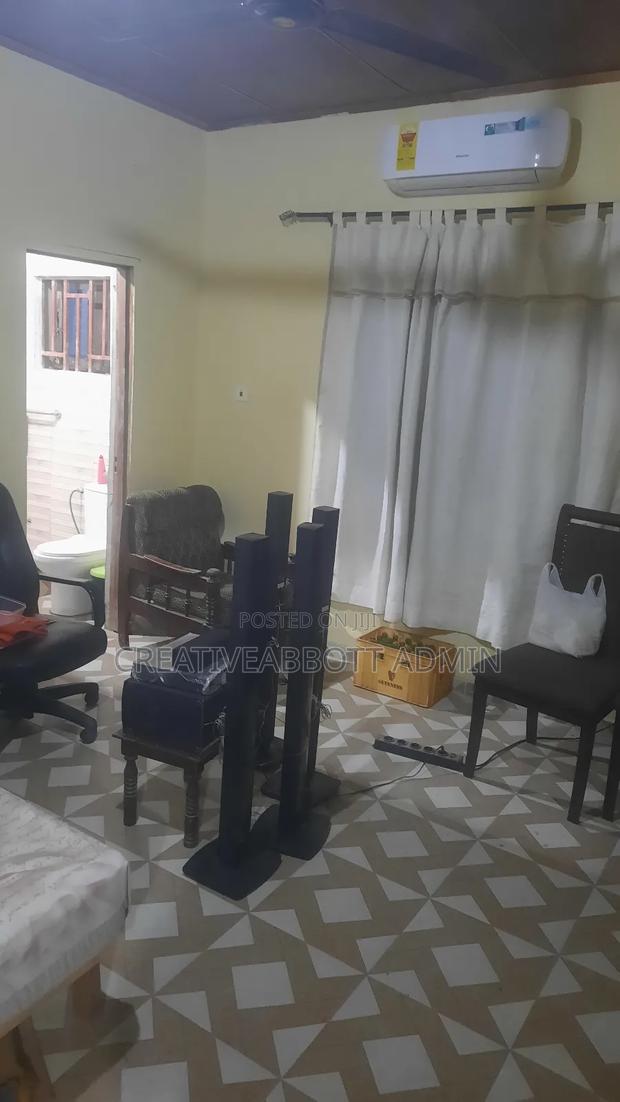 Furnished Rooms for Short Rental photo 3
