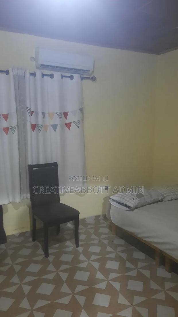 Furnished Rooms for Short Rental photo 4