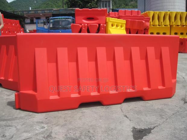 Barricade/Roadblock · Photo 2