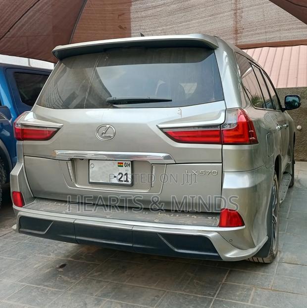 Lexus LX 570 AWD 2021 Brown photo 3