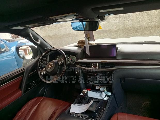 Lexus LX 570 AWD 2021 Brown photo 9