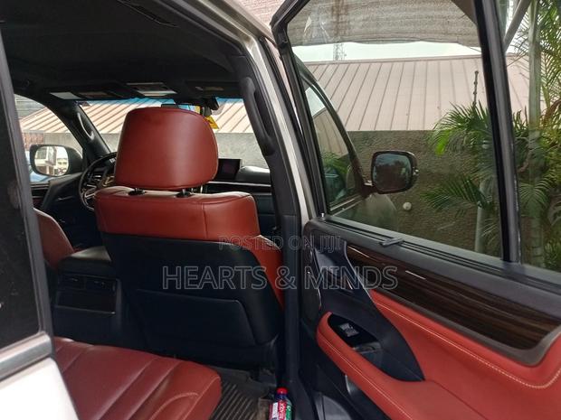 Lexus LX 570 AWD 2021 Brown photo 11