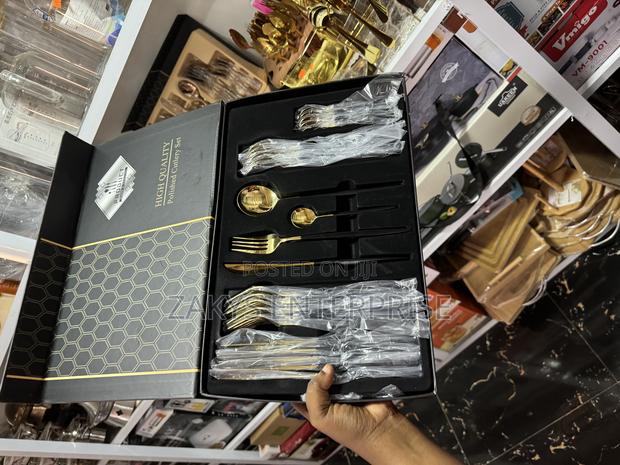 Lux Stainless Steel Cutlery Set 24pcs · Photo 4