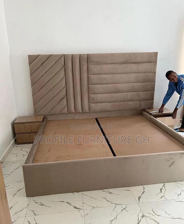 Executive Queen Size Bedframe With 2 Drawers · Photo 2