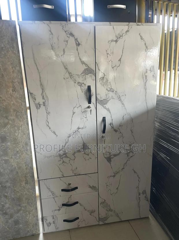Wardrobe ( 2 Doors 4fx6f)// Laminated 2in1 Wardrobe · Photo 4