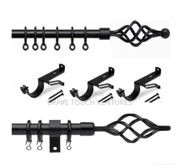 Extendable Curtain Rod - Long · Photo 3