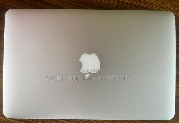 Laptop Apple MacBook Air 2015 4GB Intel Core I5 SSD 128GB