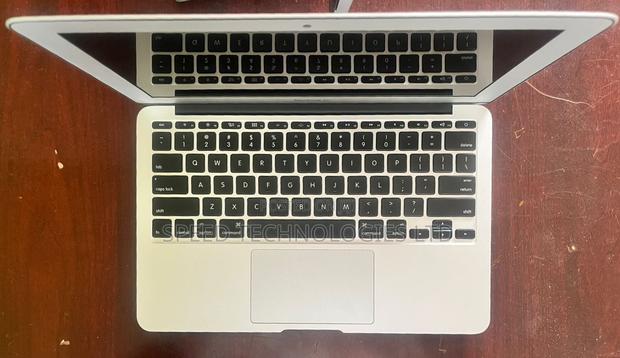 Laptop Apple MacBook Air 2015 4GB Intel Core I5 SSD 128GB photo 2