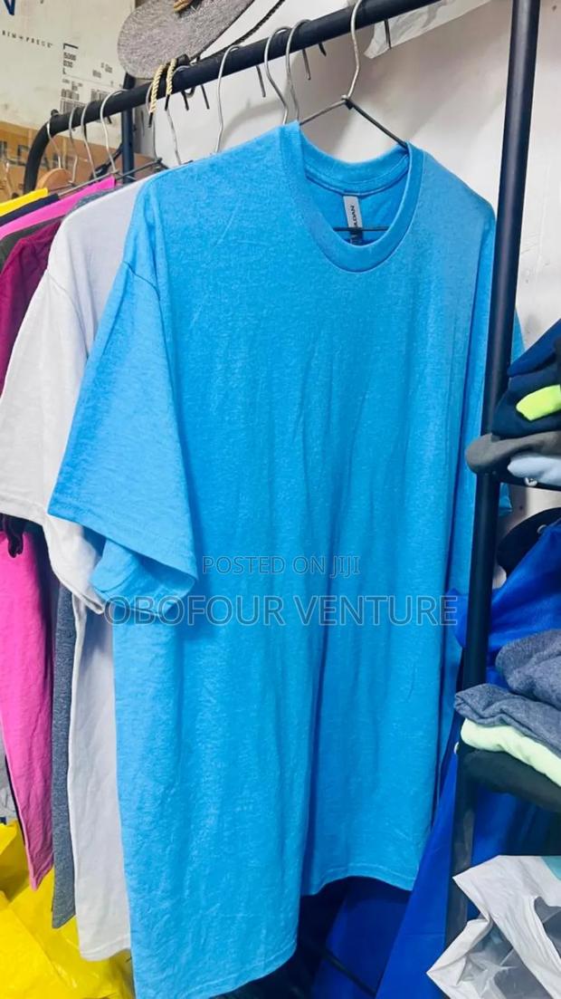 Gildan Unisex Plain T-Shirt Call or Whatsup Us