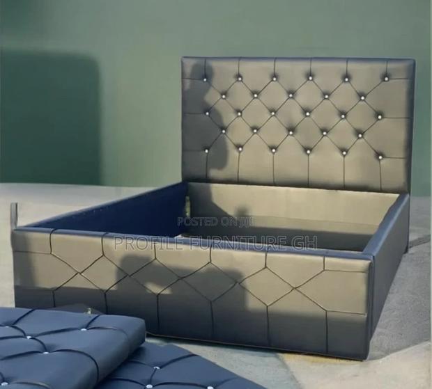 Black Double Bedframe ( 57x75)//Durable And Luxurious · Photo 2