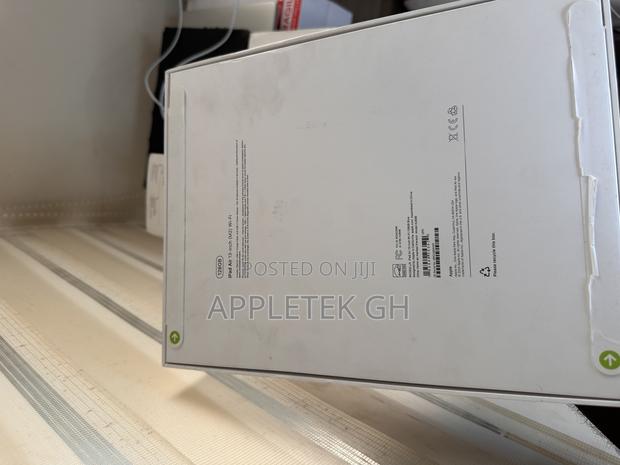 New Apple iPad Air 13 (2024) 128 GB Black photo 2