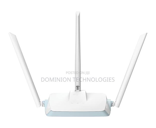 D-Link R04 N300 Eagle Pro Ai Advance Parental Control Router · Photo 4