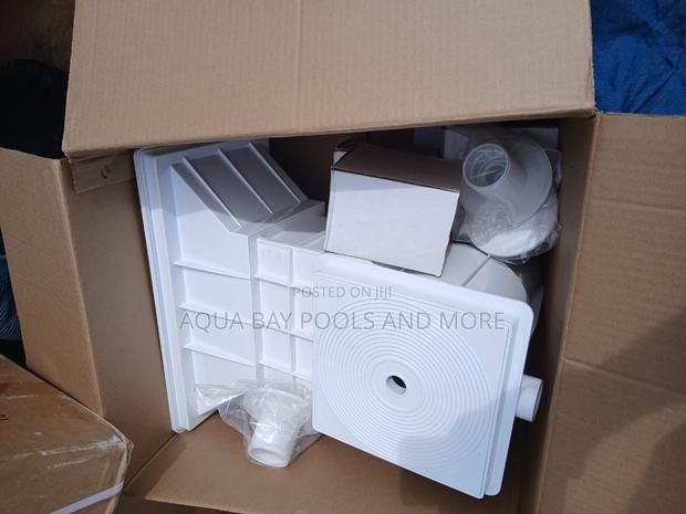 Short Throat Swimming Pool Skimmers Available