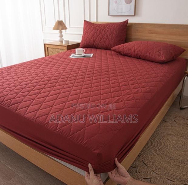 Waterproof Mattress Cover Protector(Available in Diff Colors · Photo 2