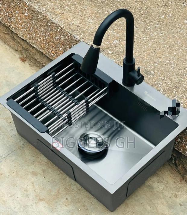 Single Bowl Armless Cabinet Sink With Pullout Tap Complete · Photo 4
