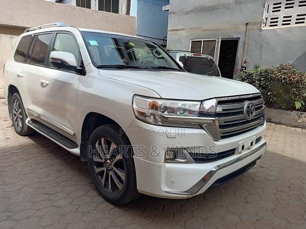 Toyota Land Cruiser 4.0 V6 EXR 2018 White
