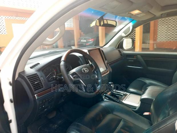 Toyota Land Cruiser 4.0 V6 EXR 2018 White photo 12