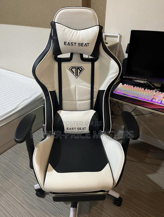 Modern Gaming Chair · Photo 4