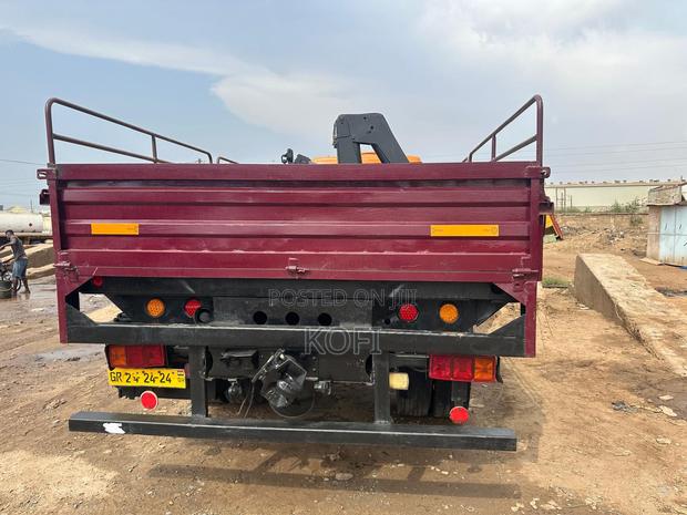Mercedes Benz Self Loader Crane Truck photo 8