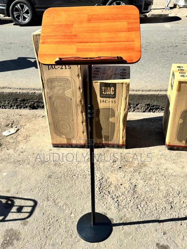 Mini Classic Pulpit · Photo 2
