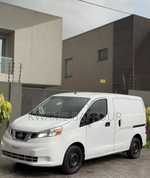 Nissan NV200 2019 White