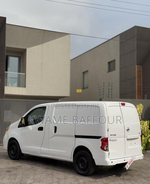Nissan NV200 2019 White