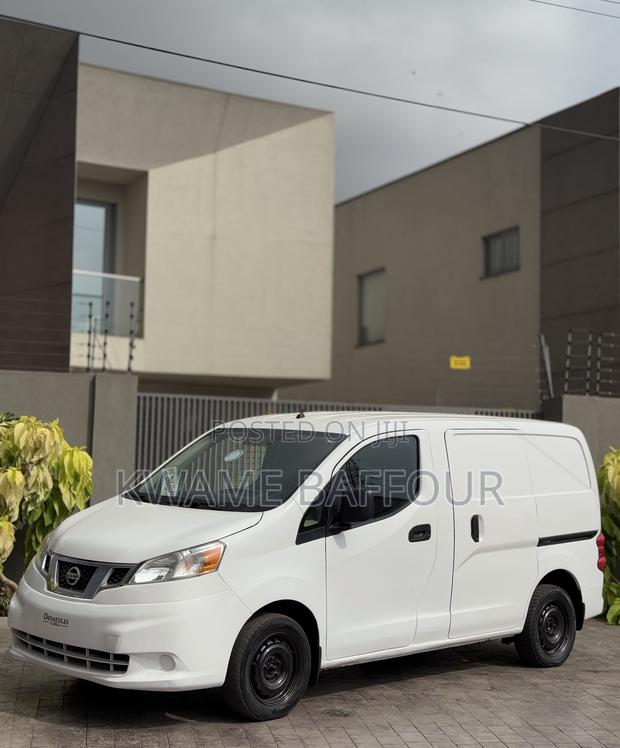 Nissan NV200 2019 White