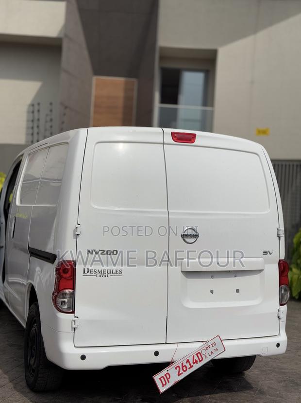 Nissan NV200 2019 White