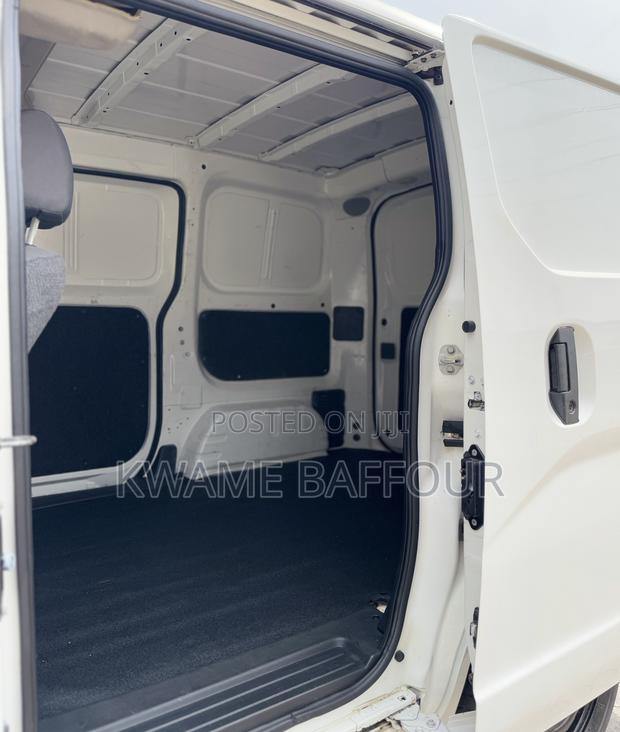 Nissan NV200 2019 White