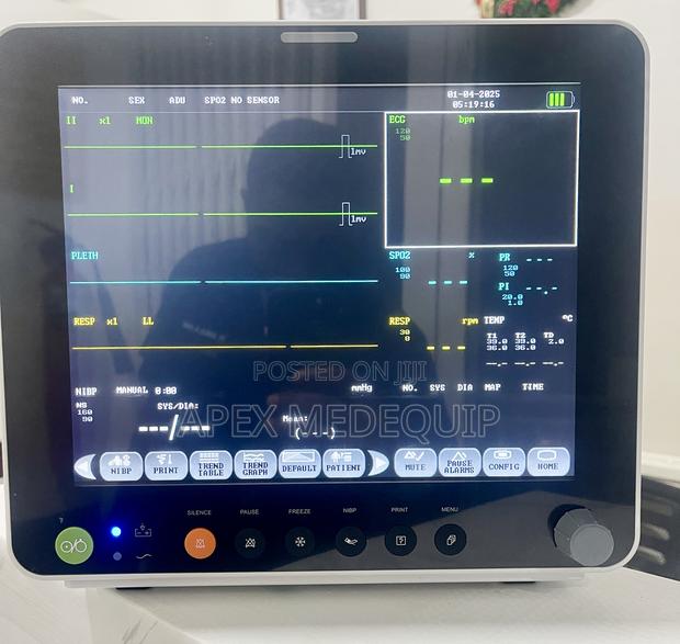 Cardiotech Patient Monitor Multi- Parameter · Photo 4