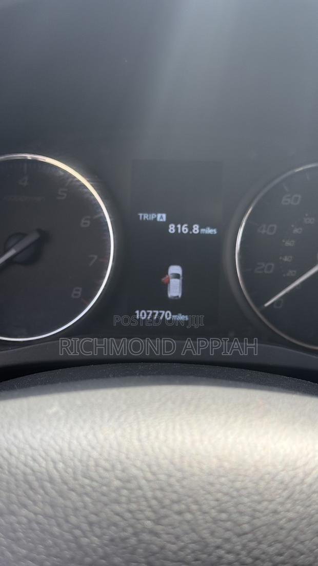 Mitsubishi Outlander SE FWD 2017 Brown