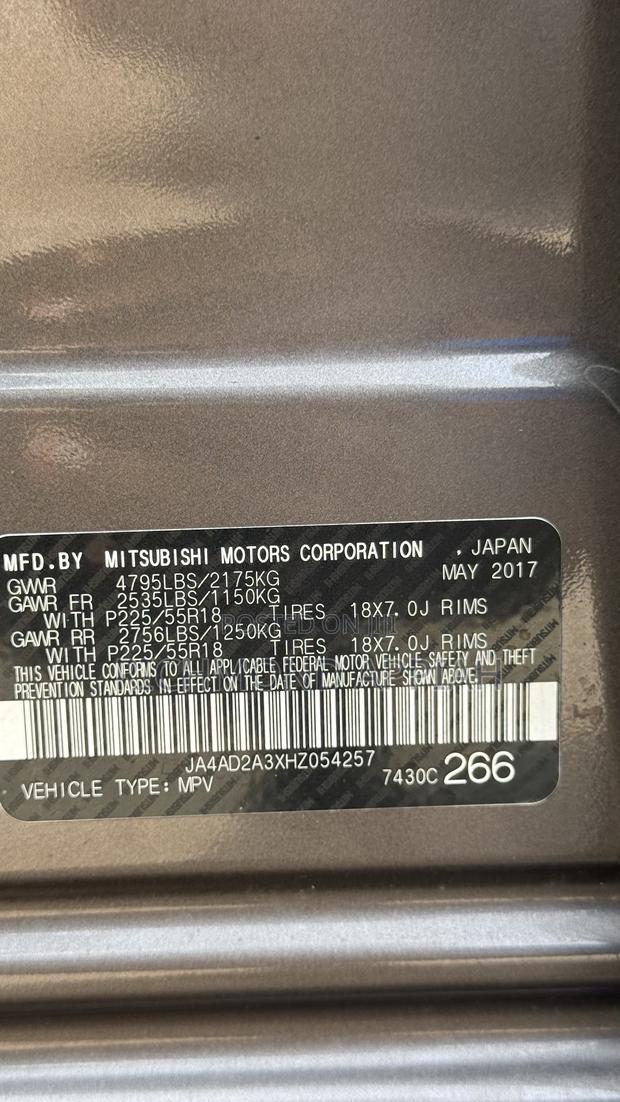 Mitsubishi Outlander SE FWD 2017 Brown