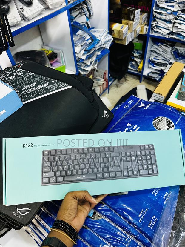 USB Logitech Keyboard · Photo 3