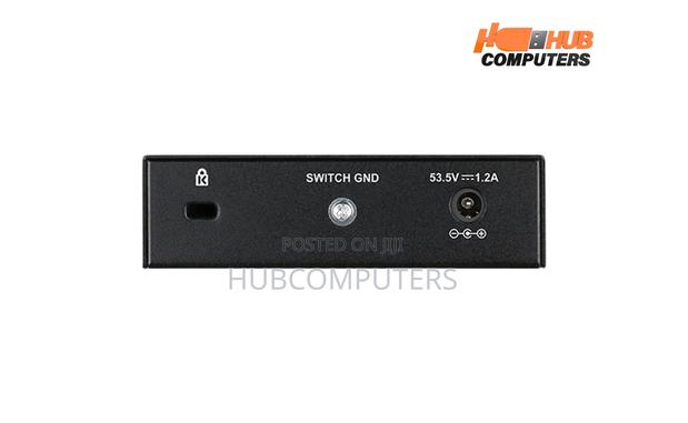 D-Link (Dgs-1005p) 5-Port Gigabit Desktop Poe Switch · Photo 4