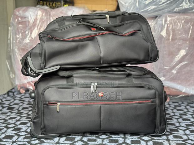Trolling Duffel Traveling Bags Two in One at Plbagsgh · Photo 4
