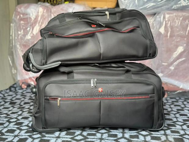 Two Set Quality Swiss Concept Duffel Trolling Travel Bags · Photo 2
